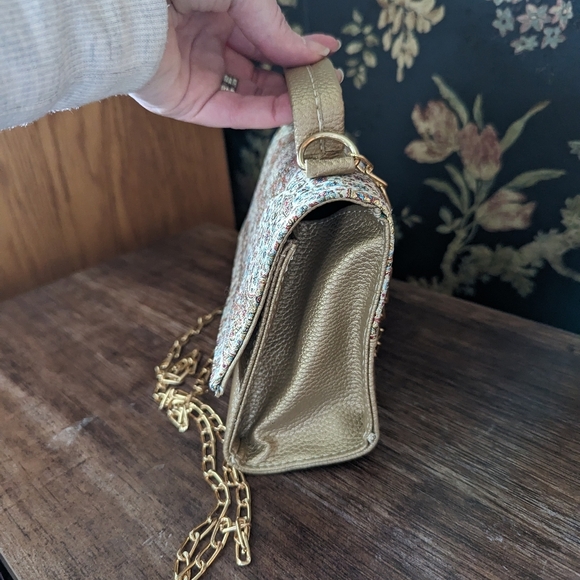 Vintage Turkish Rug Inspired Mini Crossbody Gold Chain Handbag Golden Pastel - Picture 5 of 8